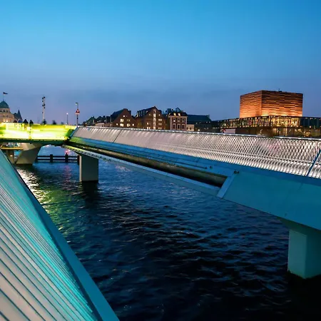 Apartamento Large In By Tivoli Gardens