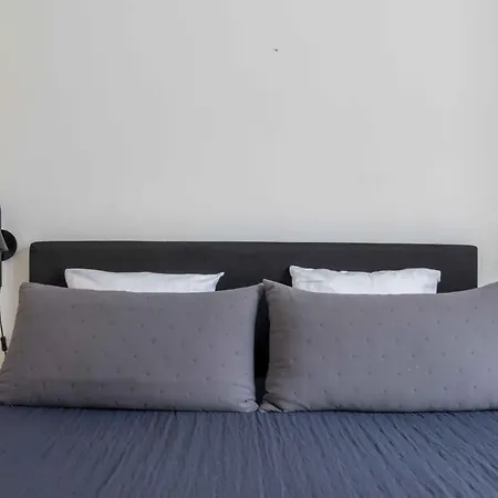 Large In By Tivoli Gardens Apartamento *