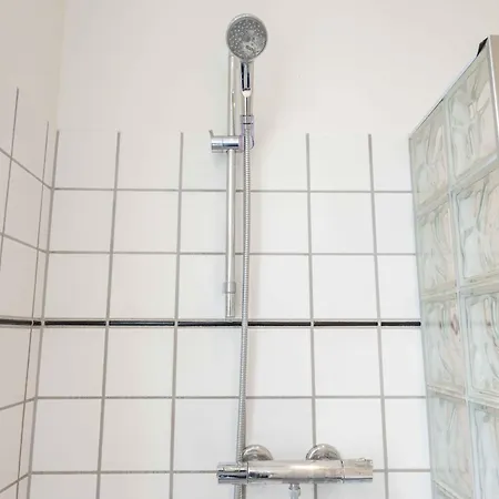 Large In By Tivoli Gardens Apartament *