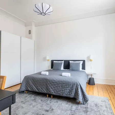 Apartament Large In By Tivoli Gardens Kopenhaga