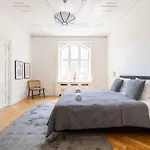 Apartman Large In By Tivoli Gardens *